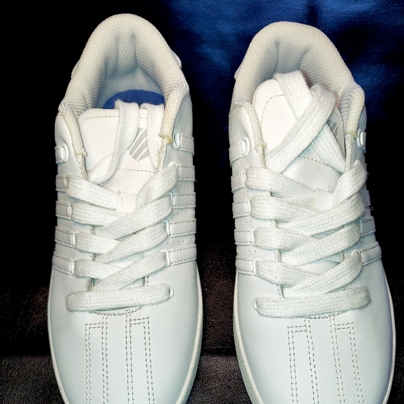 K•SWISS - Picture 2 of 6